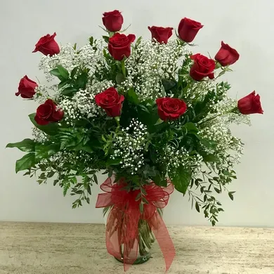 Dozen Roses in Vista California, Crozier's Flowers and Plants